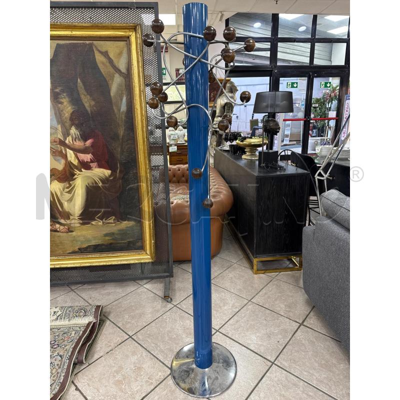 APPENDI ABITI MET BLU RICCIOLI CROMO POMELLI LEGNO | Mercatino dell'Usato Roma montemario 2