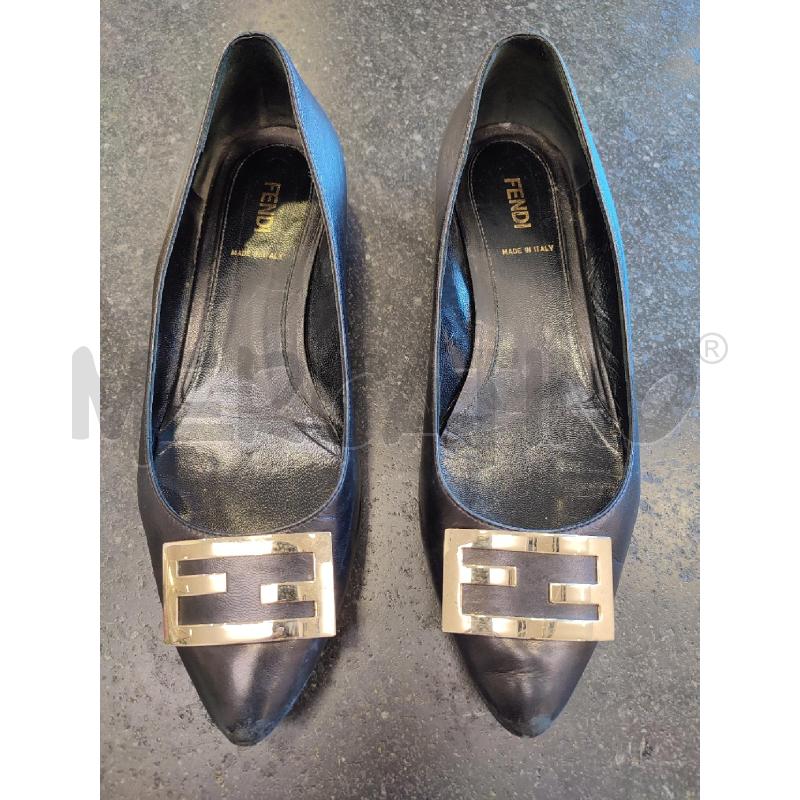 BALLERINA NERA FENDI PLACCA DORATA | Mercatino dell'Usato Roma montemario 2