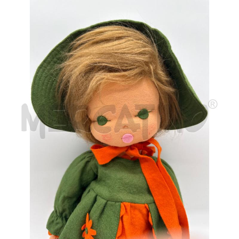 BAMBOLA LENCI VESTITO VERDE E ARANCIO | Mercatino dell'Usato Roma montemario 2