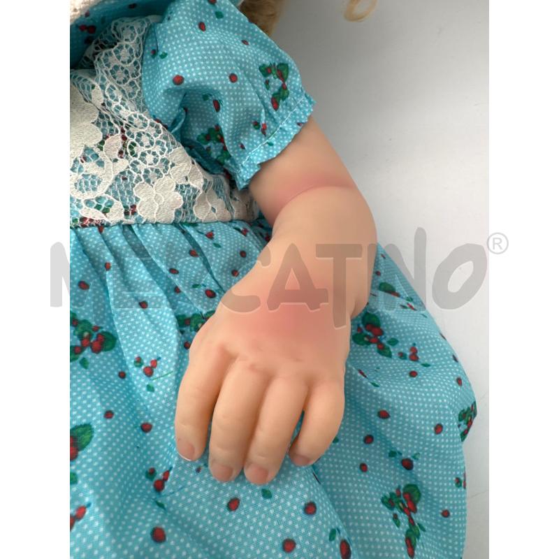 BAMBOLA REBORN BIONDA, VESTITO AZZUR0 | Mercatino dell'Usato Roma montemario 3