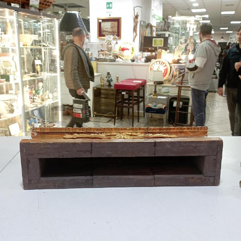 BASE LEGNO RETT DORATA FOGLIE | Mercatino dell'Usato Roma montemario 3