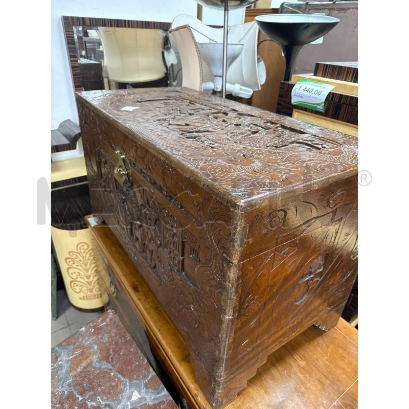 BAULE INTAGLI CINESI | Mercatino dell'Usato Roma montemario 3