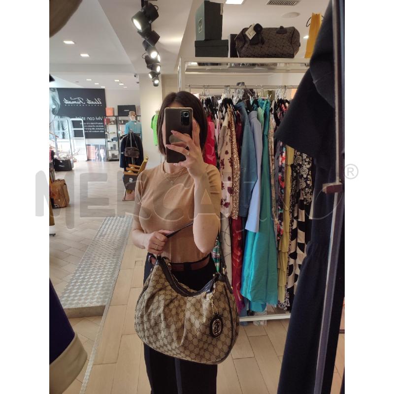 BORSA DONNA GUCCI HOBO MONOGRAM  | Mercatino dell'Usato Roma montemario 4