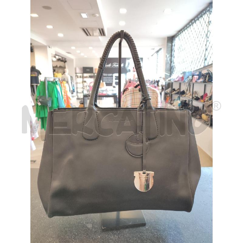 BORSA DONNA NERA SALVATORE FERRAGAMO DA RIV | Mercatino dell'Usato Roma montemario 1