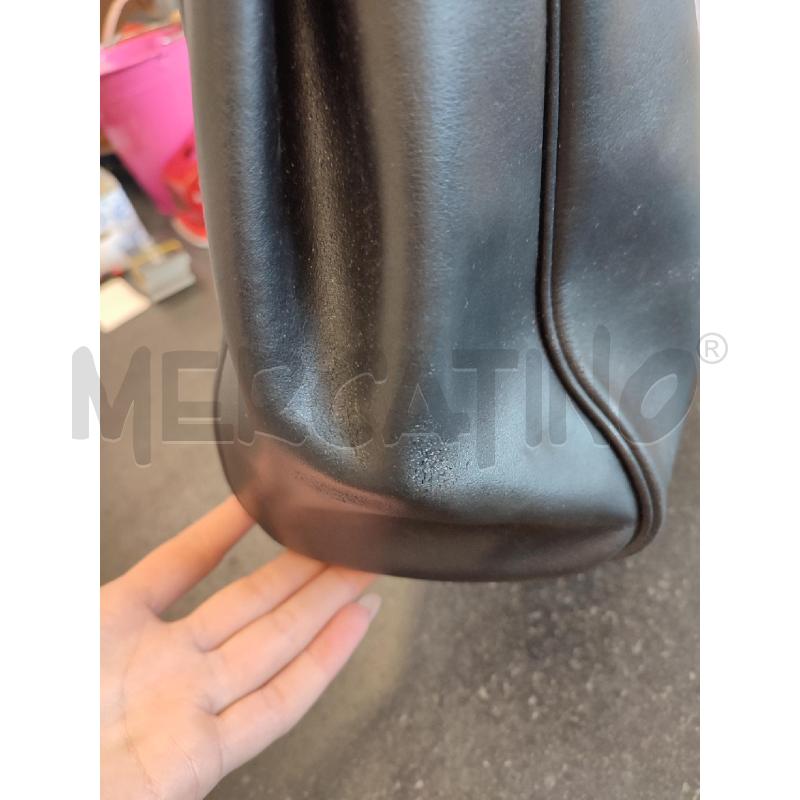BORSA DONNA NERA SALVATORE FERRAGAMO DA RIV | Mercatino dell'Usato Roma montemario 4