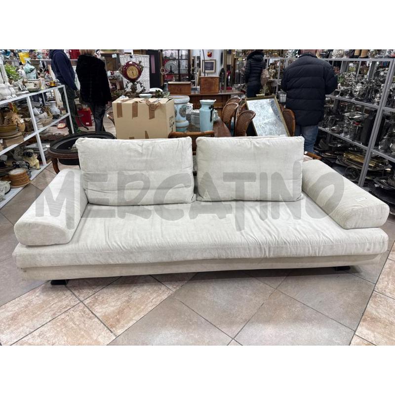 DIVANO BEIGE SCHIENALE RECLINABILE | Mercatino dell'Usato Roma montemario 1