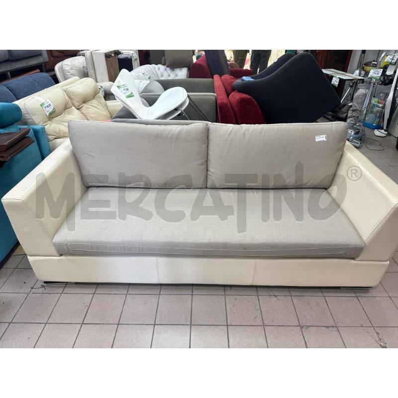 DIVANO BIANCO TESS ECRU 3P  | Mercatino dell'Usato Roma montemario 1