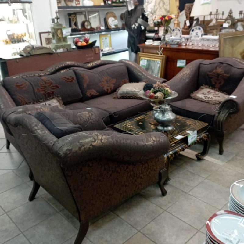 DIVANO DAMASCATO MARRONE+COPPIA POLTRONE | Mercatino dell'Usato Roma montemario 4