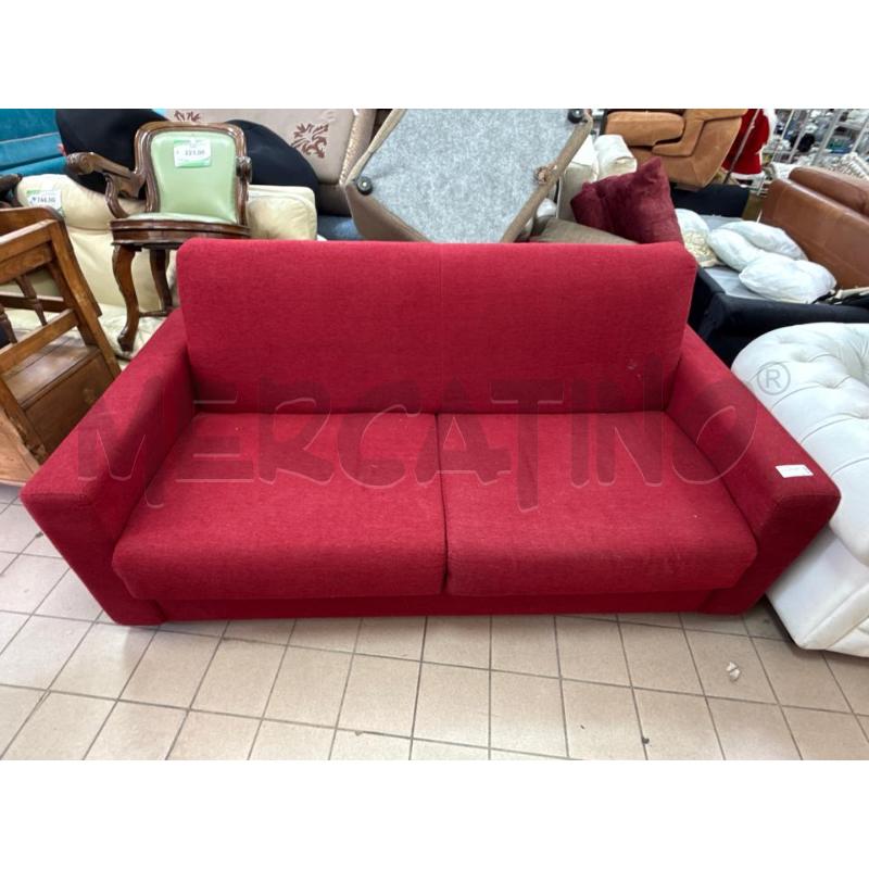 DIVANO LETTO ROSSO | Mercatino dell'Usato Roma montemario 1
