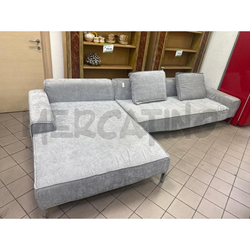 DIVANO MOLTENI ELLE GRIGIO | Mercatino dell'Usato Roma montemario 1