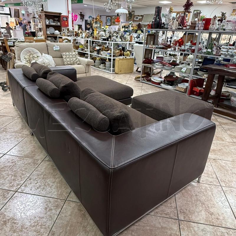 DIVANO NICOLETTI ANGOLARE PELLE + POUF | Mercatino dell'Usato Roma montemario 4