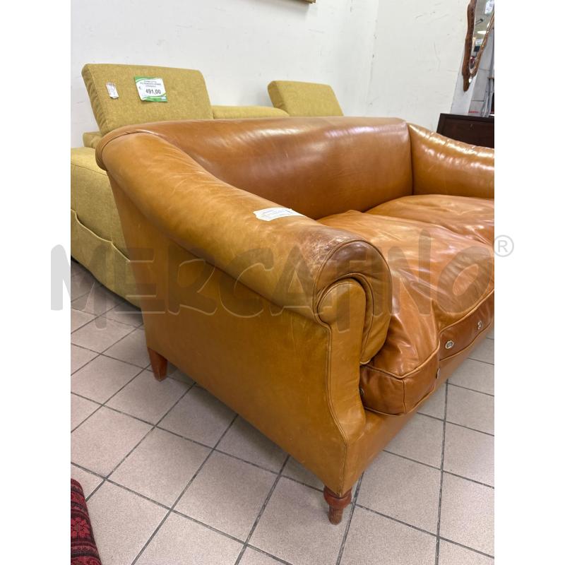 DIVANO PELLE MARRONE 2P CON PRESE D'ARIA | Mercatino dell'Usato Roma montemario 2