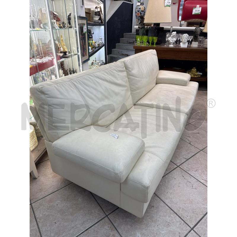 DIVANO POLTONA FRAU PELLE BIANCO 3P | Mercatino dell'Usato Roma montemario 2