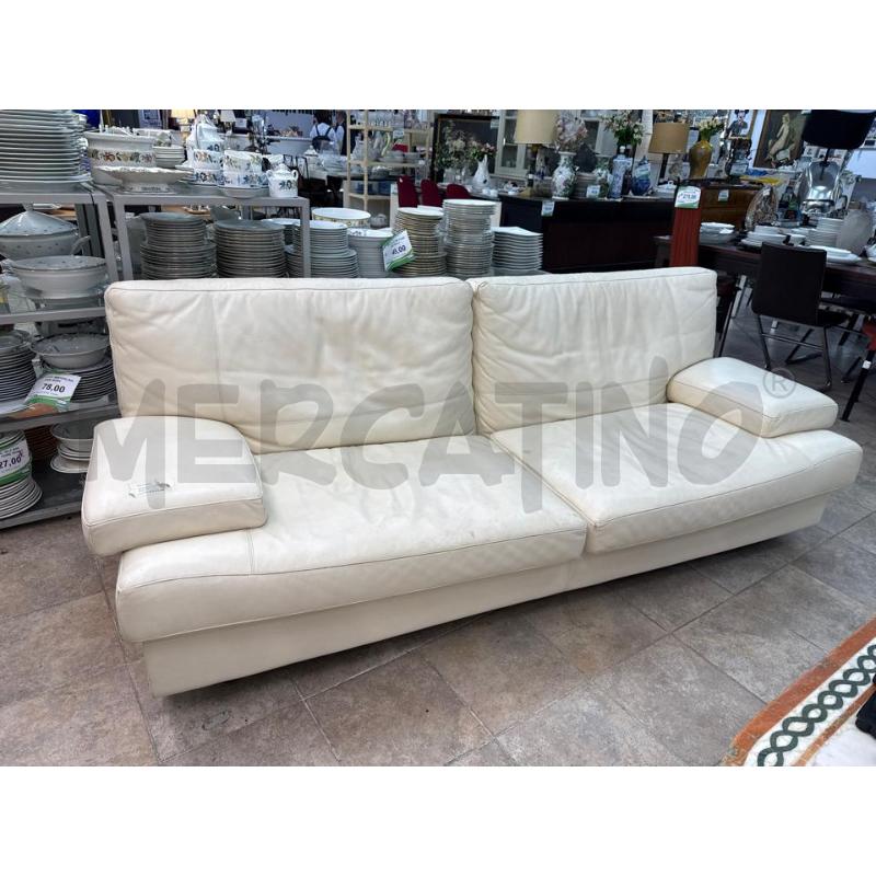DIVANO POLTRONA FRAU DA RIV PELLE BIANCO 3P | Mercatino dell'Usato Roma montemario 1