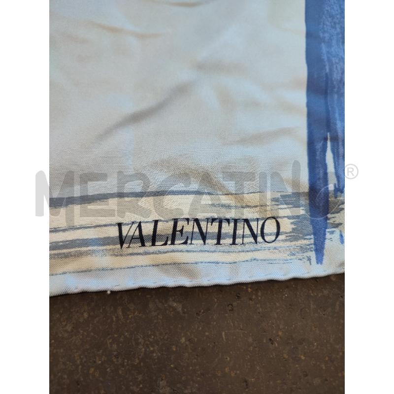 FOULARD CELESTE VALENTINO | Mercatino dell'Usato Roma montemario 2