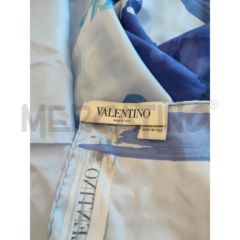 FOULARD CELESTE VALENTINO | Mercatino dell'Usato Roma montemario 3