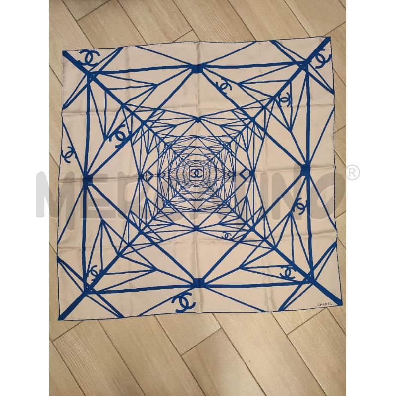 FOULARD ROSA CHANEL DISEGNI BLU  | Mercatino dell'Usato Roma montemario 1