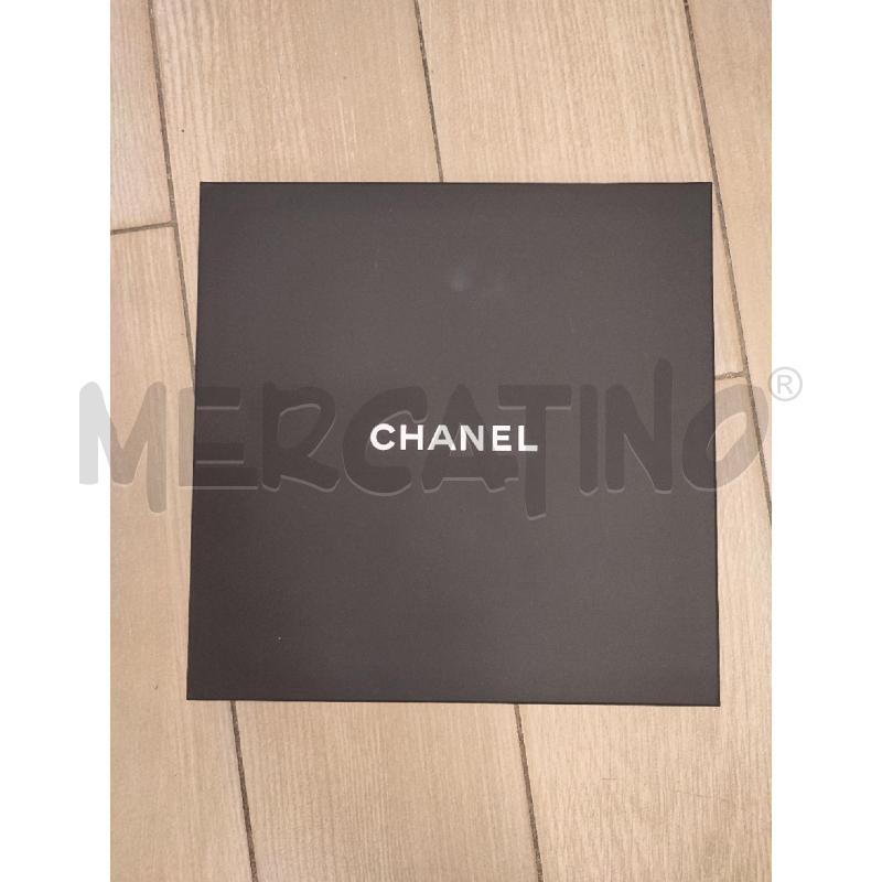 FOULARD ROSA CHANEL DISEGNI BLU  | Mercatino dell'Usato Roma montemario 4