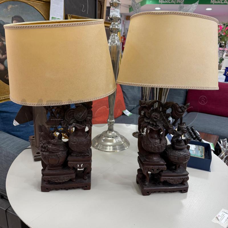 LAMPADE COPPIA CINA LEGNO ALTORILIEVO | Mercatino dell'Usato Roma montemario 1