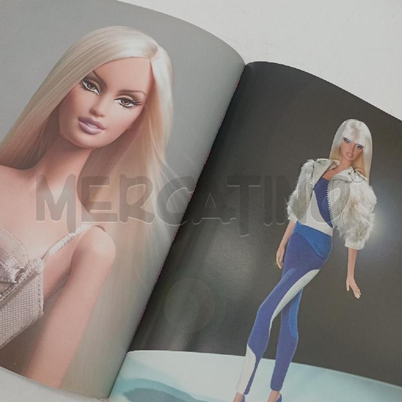 LIBRO BARBIE THE ICON  | Mercatino dell'Usato Roma montemario 3