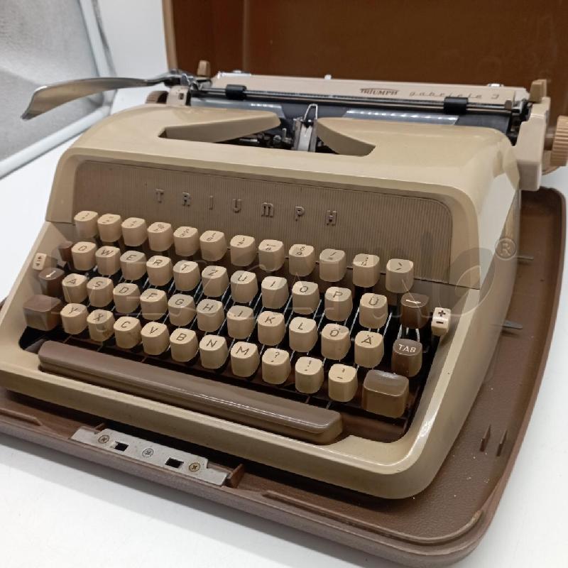 MACCHINA DA SCRIVERE TRIUMPH GABRIELE 3 | Mercatino dell'Usato Roma montemario 3