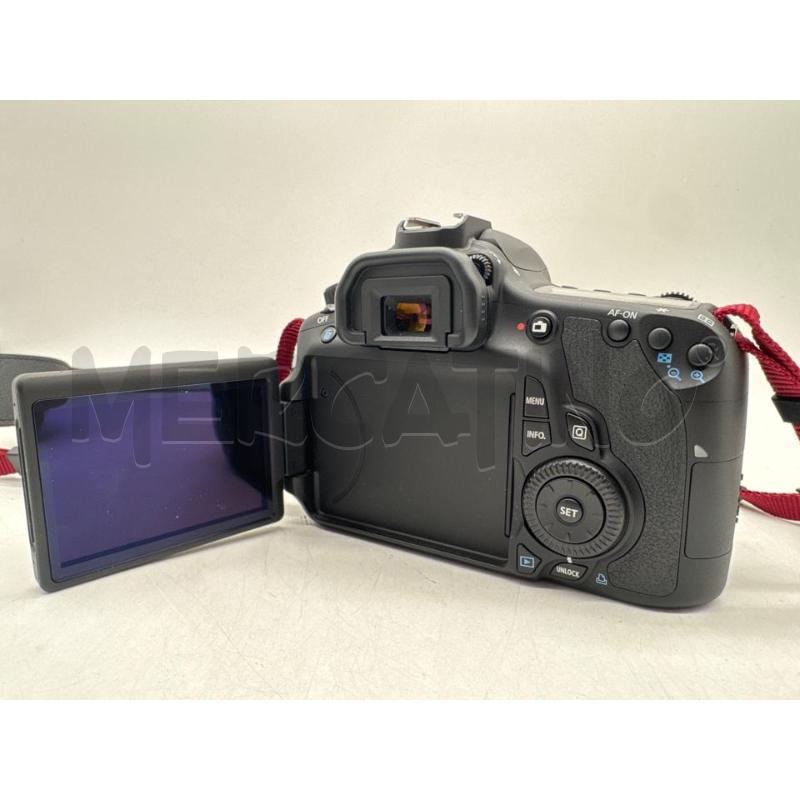 MACCHINA FOTOGRAFICA CANON EOS60D+OBIETTIVO EFS 18X135+BORSA | Mercatino dell'Usato Roma montemario 3