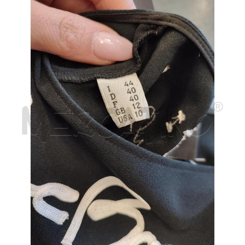 MAGLIA DONNA NERA MOSCHINO SCRITTA BIANCA | Mercatino dell'Usato Roma montemario 2