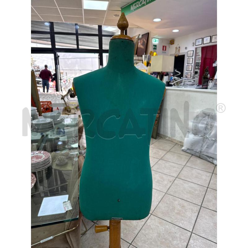 MANICHINO SARTORIALE VERDE | Mercatino dell'Usato Roma montemario 2