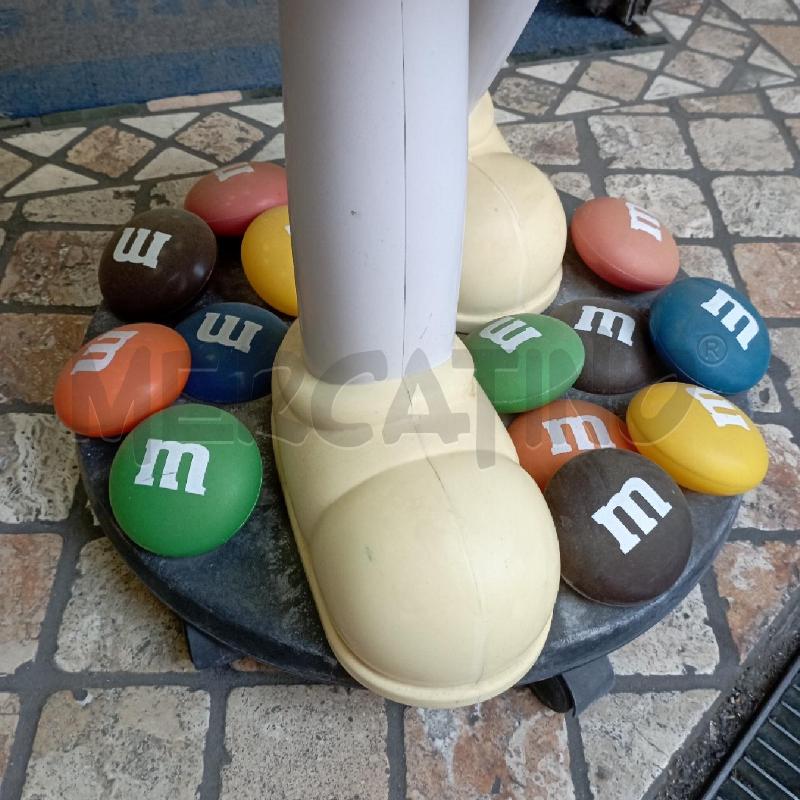 MOBILE M&M'S GIALLO CON VASSOIO | Mercatino dell'Usato Roma montemario 5