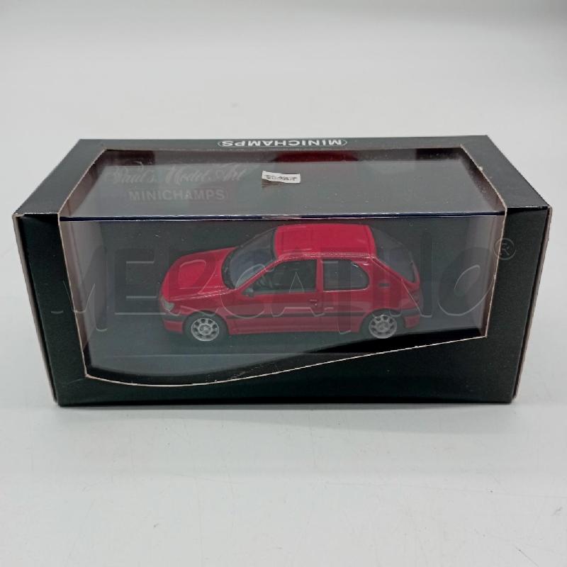 MODELLINO AUTO MINICHAMPS | Mercatino dell'Usato Roma montemario 5