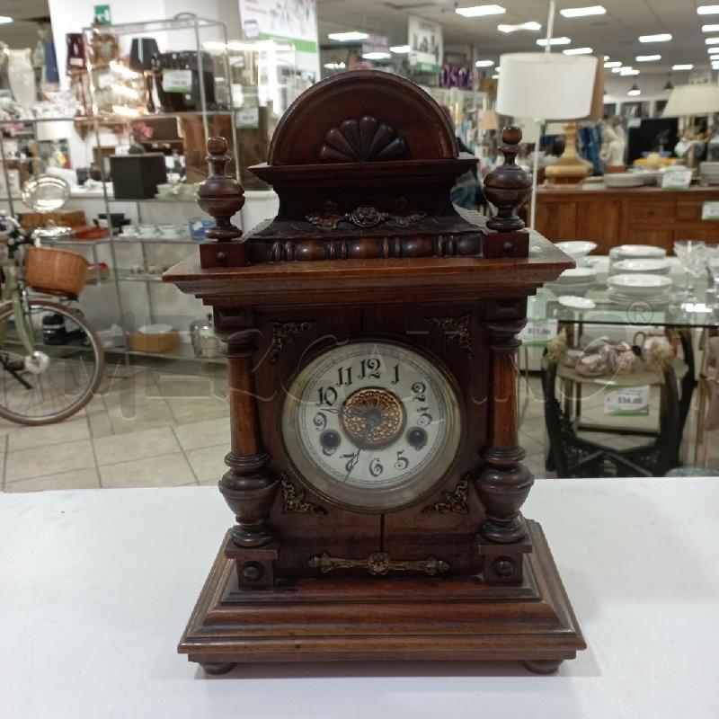 OROLOGIO LEGNO COLONNE + CHIAVE | Mercatino dell'Usato Roma montemario 1