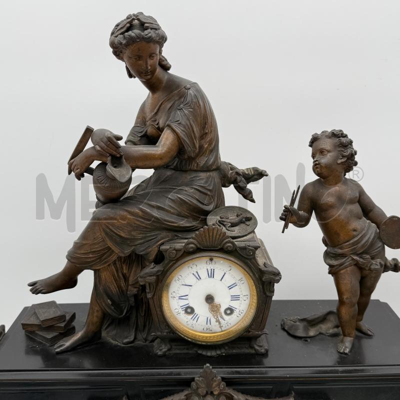 PARIGINA CON GRUPPO SCULTOREO  | Mercatino dell'Usato Roma montemario 2