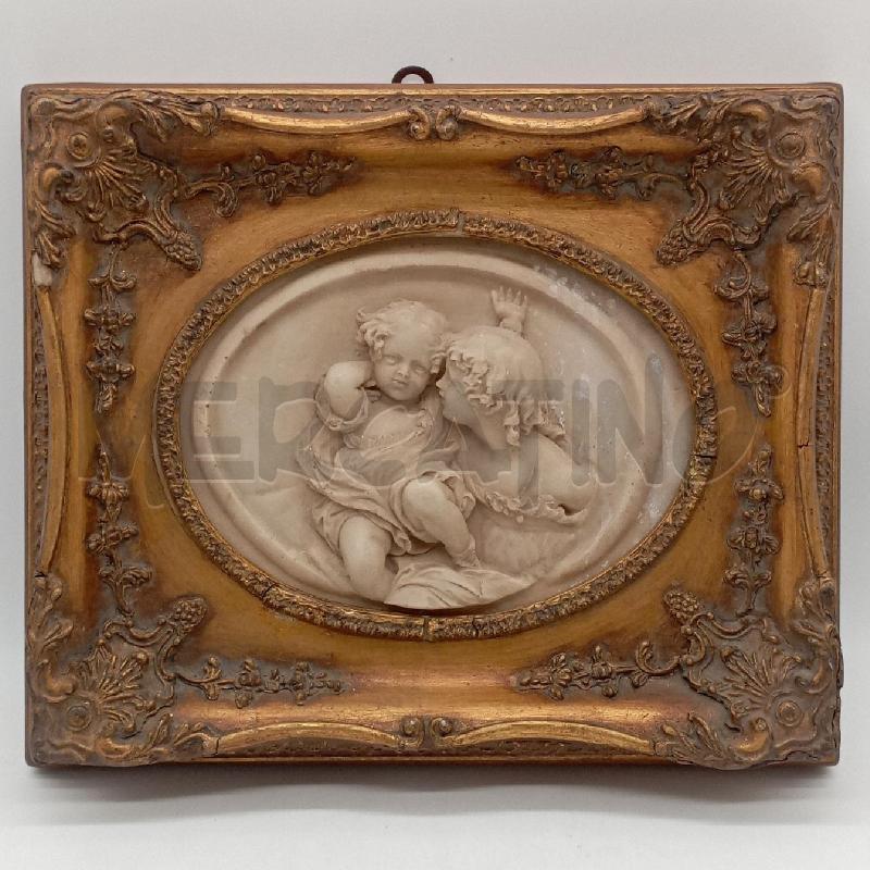 PLACCA DONNA BAMBINO CORNICE DORATA DA RIV | Mercatino dell'Usato Roma montemario 1