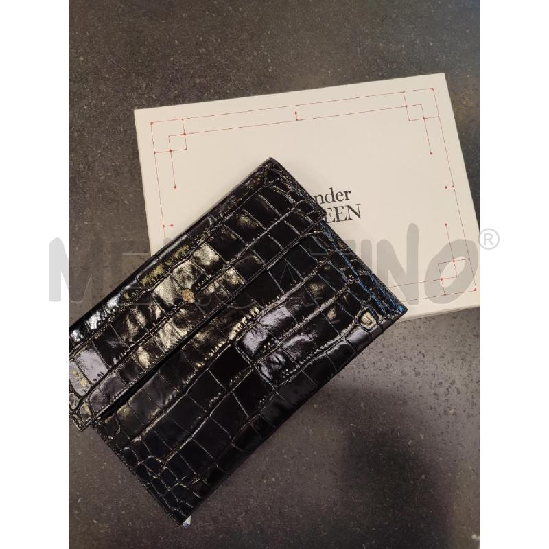 POCHETTE NERA ALEXANDER MCQUEEN  | Mercatino dell'Usato Roma montemario 1