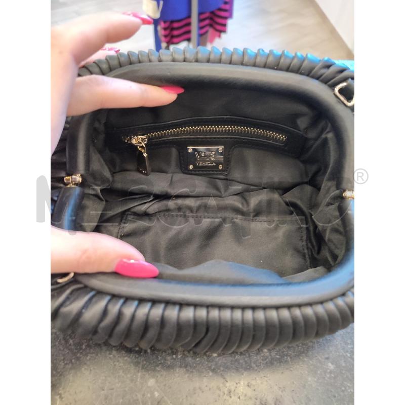 POCHETTE NERA V73  | Mercatino dell'Usato Roma montemario 2