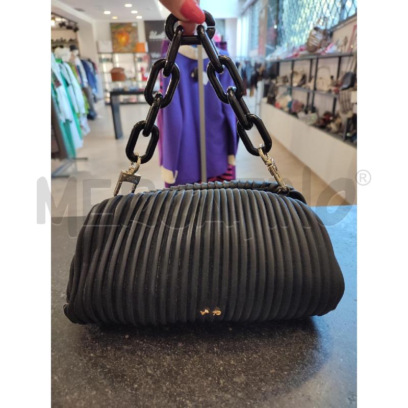 POCHETTE NERA V73  | Mercatino dell'Usato Roma montemario 3