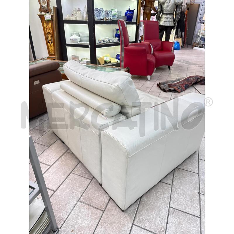 POLTRONA NATUZZI PELLE BIANCA | Mercatino dell'Usato Roma montemario 3
