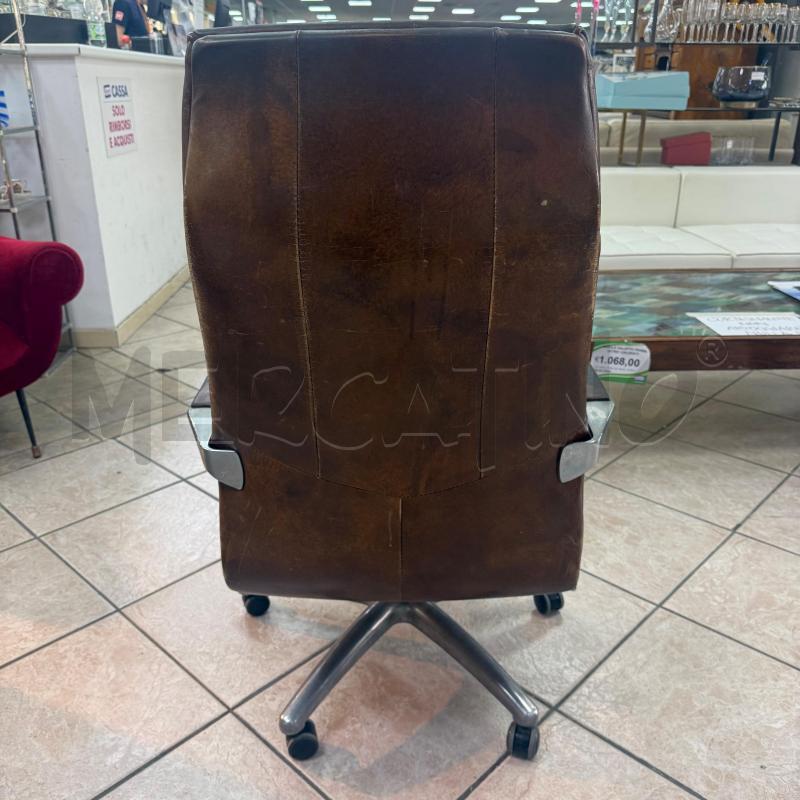 POLTRONA PELLE MARRONE DA RIV | Mercatino dell'Usato Roma montemario 4