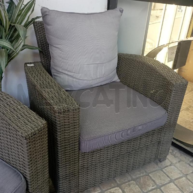 POLTRONA RATTAN GRIGIA | Mercatino dell'Usato Roma montemario 2
