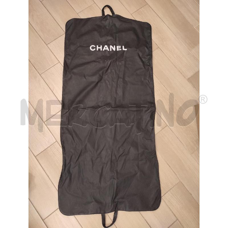 PORTA ABITI CHANEL | Mercatino dell'Usato Roma montemario 1