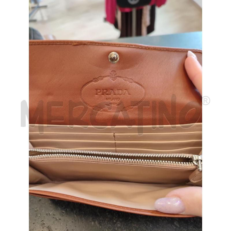 PORTA FOGLIO MARRONE PRADA  | Mercatino dell'Usato Roma montemario 2