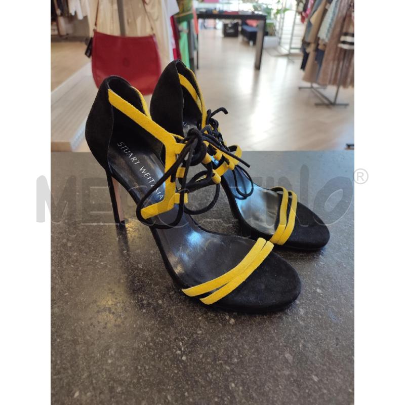 SANDALI DONNA NERI GIALLI STUART WEITZMAN GIALLI | Mercatino dell'Usato Roma montemario 2