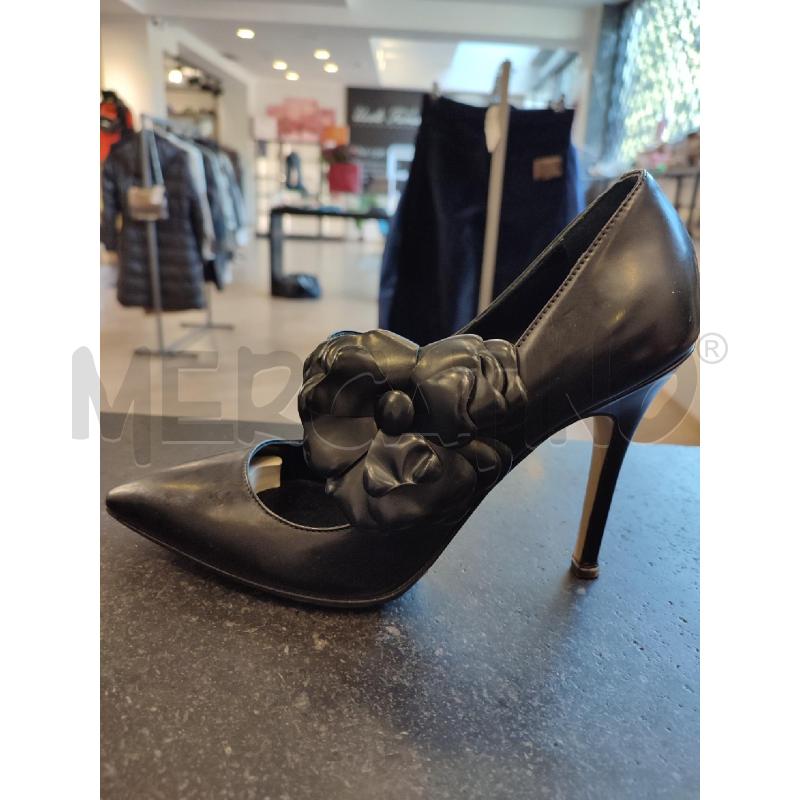 SCARPE DONNA NERE TWINSET FIORE LATO | Mercatino dell'Usato Roma montemario 1