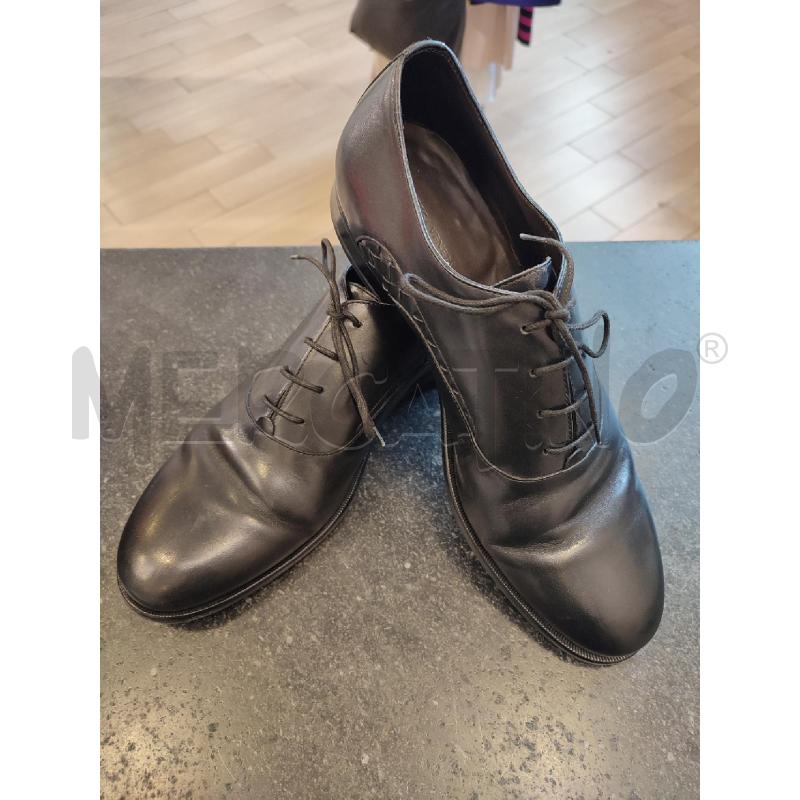 SCARPE UOMO NERE DERBY BOTTEGA VENETA | Mercatino dell'Usato Roma montemario 1