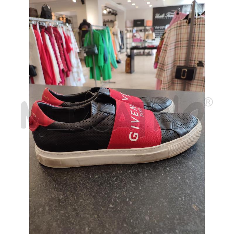 SCARPE UOMO NERE GIVENCHY FASCIA ROSSA | Mercatino dell'Usato Roma montemario 3