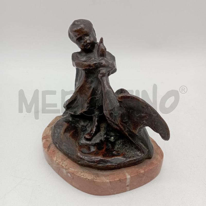 SCULTURA BRONZO BIMBA CON OCA | Mercatino dell'Usato Roma montemario 3