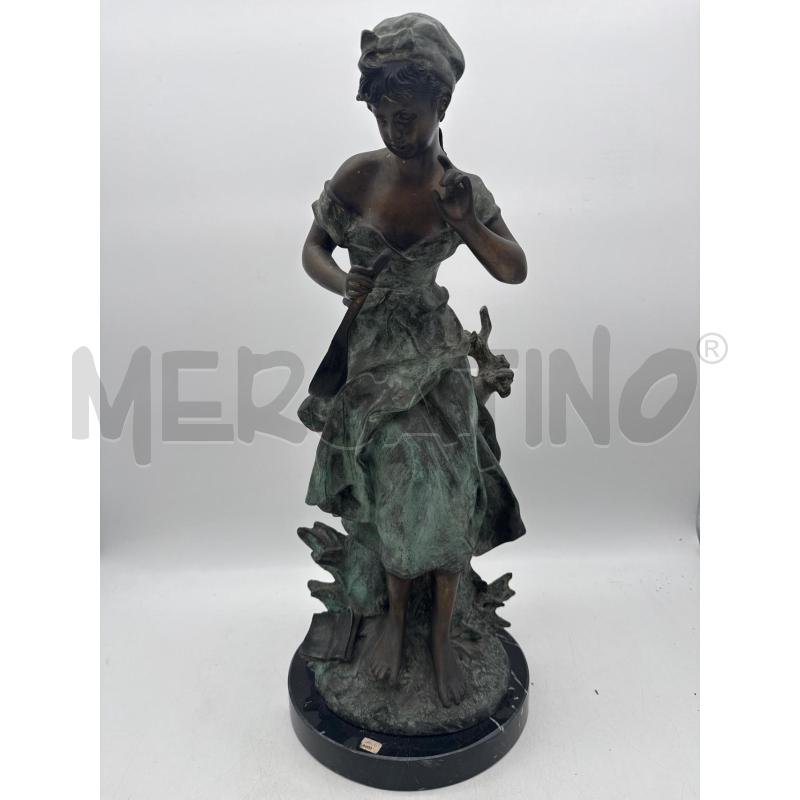 SCULTURA BRONZO DONNA MANDOLINO DA RIV | Mercatino dell'Usato Roma montemario 1