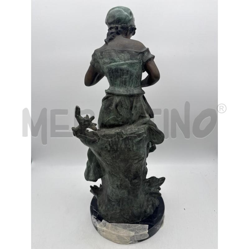 SCULTURA BRONZO DONNA MANDOLINO DA RIV | Mercatino dell'Usato Roma montemario 3