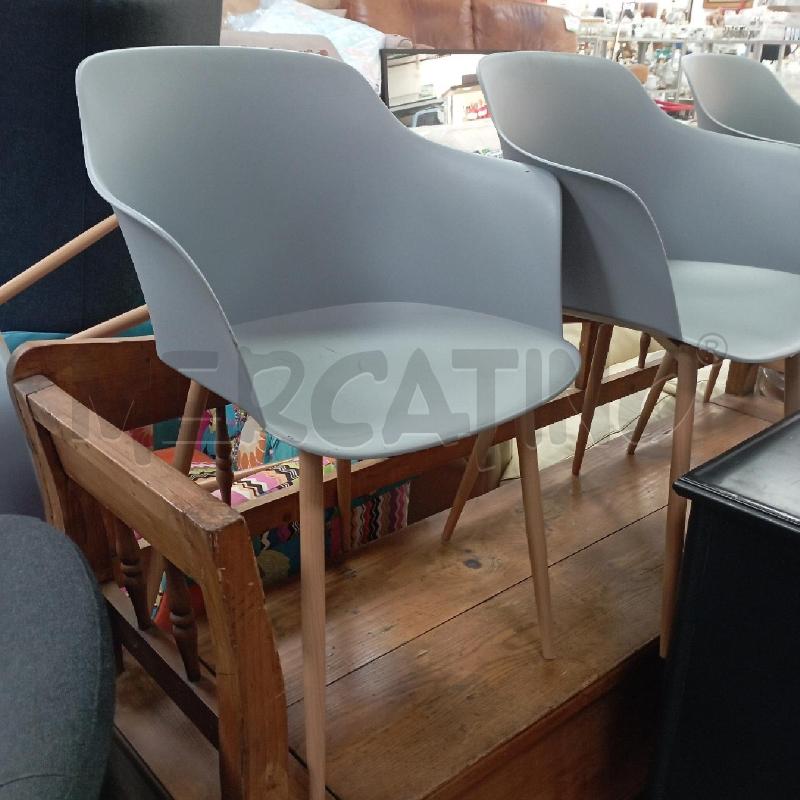 SEDIE 4PZ. PLAST GRIGIA MODERNE | Mercatino dell'Usato Roma montemario 2