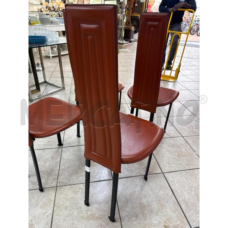 SEDIE 4PZ PELLE ROSSA STILE CATTELAN | Mercatino dell'Usato Roma montemario 3
